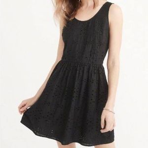 ABERCROMBIE & FITCH Eyelet Dress - Black